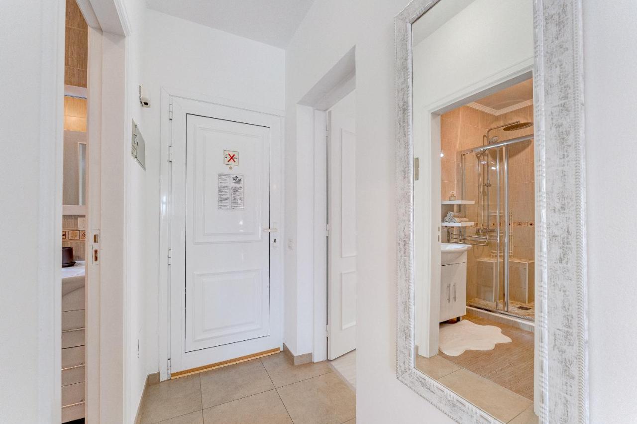 Yucca Park Apartment Адехе Экстерьер фото