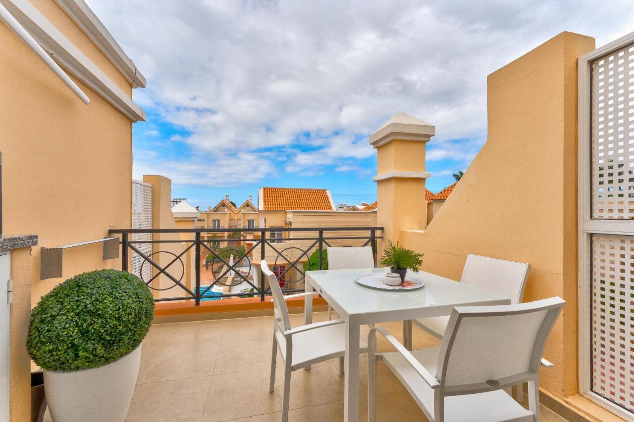 Yucca Park Apartment Адехе Экстерьер фото