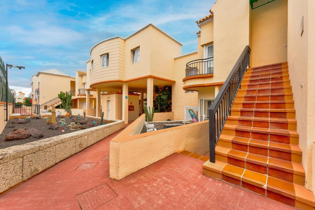 Yucca Park Apartment Адехе Экстерьер фото